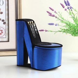 Scatola Portagioie in Velluto Blu a Forma di Scarpa con Tacco Alto 23 cm e Ganci - Product Image 4