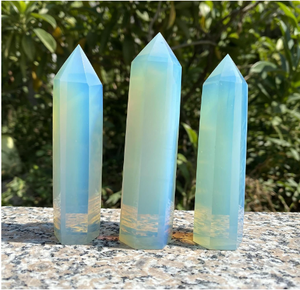 Tours et obélisques en cristal de quartz et opalite, sculptés à la main, pierres de guérison, pierres précieuses naturelles de Feng Shui, vente en gros - Product Image 5