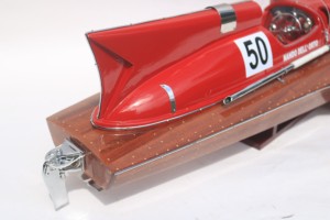 Modelo de hidroavión FERRARI en madera natural con acabado pulido, hecho a mano en Italia, para coleccionistas. - Product Image 4