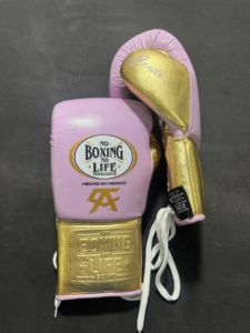 Gants de boxe professionnels No Boxing No Life en cuir de vache véritable pour l'entraînement et le combat, MOQ 1 paire - Product Image 6