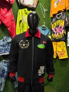เสื้อแจ็คเก็ต Letterman Varsity แบบสั่งทำพิเศษ ปักลายแบบเสื้อแจ็คเก็ตวิทยาลัย พร้อมซับในที่ใส่สบาย ปิดด้านหน้าด้วยกระดุมแป๊ก และดีไซน์ลายริบแบบคลาสสิก - Product Image 1