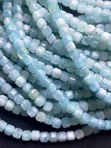 ลูกปัดหินอะความารีนธรรมชาติทรงสี่เหลี่ยม สีฟ้าทะเลสวยงาม ร้อยเป็นเส้นเต็ม สำหรับทำเครื่องประดับ - Product Image 3