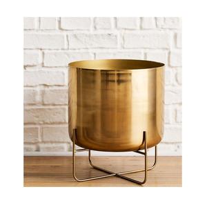 Maceta Alta de Metal con Diseño Minimalista para Vestíbulo, Terraza, Balcón y Espacios Interiores Contemporáneos - Product Image 4