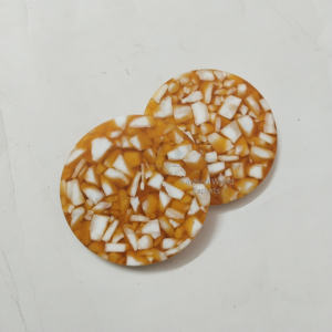 Juego de 2 posavasos de terrazo de resina epoxi amarilla hechos a mano, alfombrillas modernas para bebidas de partículas para el hogar/La Oficina, protección de mesa hecha en piedra - Product Image 4