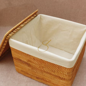 <b>Rectangular</b> wicker laundry <b>basket</b> with lid and cotton lining - Product Image 2