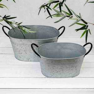 Arrosoirs en zinc galvanisé avec poignées noires, jardinières durables de forme ovale - Product Image 1