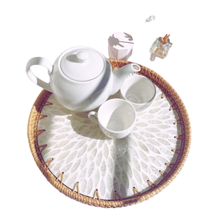 Bandeja Redonda de Nácar Hecha a Mano y Personalizada con Diseño Floral Azul, Artesanía India, Incrustaciones de Madera y Nácar, Utensilios de Cocina - Product Image 6