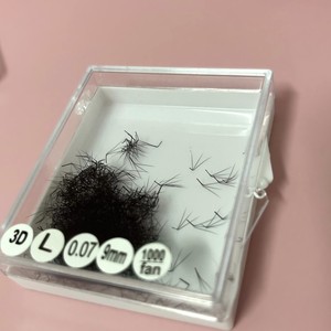แพ็คเกจจิ้งแบบกำหนดเอง ขนตาปลอมพรีเมียม ปริมาณมาก รุ่น CC/DD/LD/M Curl ความหนา 0.07 มม. สีดำด้านธรรมชาติ ยาวพิเศษ 3D-8D ทำด้วยมือ - Product Image 2