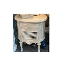 โต๊ะข้างดีไซน์พิเศษทำมือจากหวายสุดหรู สำหรับห้องนั่งเล่น ห้องนอน โรงแรม และสำนักงาน มีจำหน่ายในราคาที่สมเหตุสมผล - Product Image 1