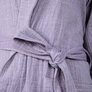 Peignoir Nesta Sports Premium en Gaze Solide pour Femme, Col Châle, Personnalisé, Ultra Doux et Respirant, pour la Maison - Product Image 4