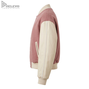 Veste universitaire personnalisée unisexe, rose poudré, manches en cuir crème, veste bomber, conception personnalisée OEM/ODM, veste universitaire pour hommes et femmes - Product Image 3