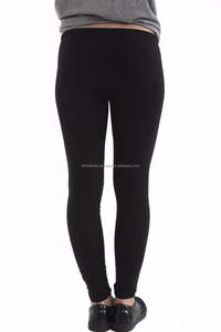 Legging de yoga chic pour femme, taille mi-haute, coupe ajustée, respirant, élégant, avec design perforé, confortable, en Spandex/Nylon - Product Image 3