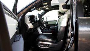 NUEVA TOYOTA TUNDRA CAPSTONE 2025 DE 5 PLAZAS, 0 KM, 499 HP, 6 CILINDROS, TRANSMISIÓN AUTOMÁTICA - Product Image 3