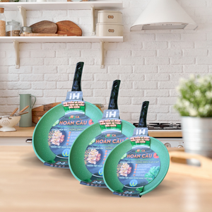 Ensemble de casseroles en aluminium moulé sous pression HOCA, design éco-responsable, 3 pièces, revêtement antiadhésif en céramique, fond à induction, couvercle en verre trempé - Product Image 2