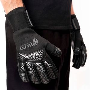 Gants de gardien de but professionnels au design dernier cri, paume avant en latex allemand de 4 mm, dos en silicone imprimé, rouleau négatif, sangle intégrée - Product Image 3