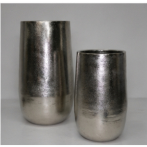 Vases décoratifs modernes en métal, finition argentée, faits à la main, ensemble haut et bas pour la décoration intérieure - Product Image 2