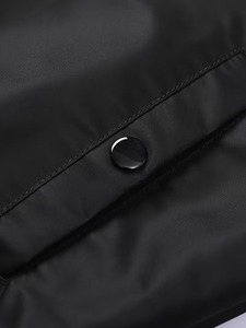Veste bomber en satin noire personnalisée OEM, couleur unie, style décontracté, col rabattu, coupe régulière, matière polyester, mode outdoor - Product Image 6