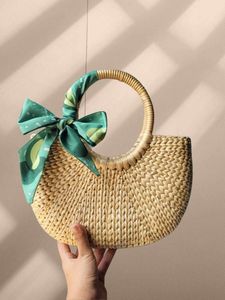 Bolso de Jacinto de Agua Natural Hecho a Mano, Ligero, Ecológico y Transpirable con Doble Asa, Venta al por Mayor de Proveedor Vietnamita para Compras a Granel - Product Image 2