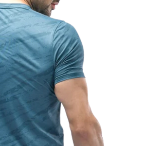 เสื้อยืดออกกำลังกายสีน้ำเงินโอเชียนบลูแห้งเร็วสำหรับผู้ชาย ระบายอากาศได้ดี ยืดได้ 4 ทิศทาง เย็บแบบโอเวอร์ล็อค เหมาะสำหรับออกกำลังกาย วิ่ง และเล่นกีฬา - Product Image 6