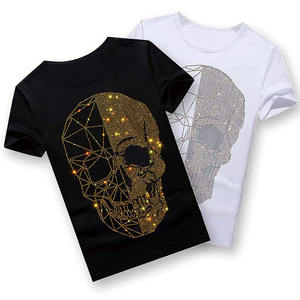 T-shirt noir à manches courtes pour homme avec motif crâne en strass, col rond, style gothique, coupe classique, tissu tissé, coupe ample personnalisée pour homme - Product Image 4