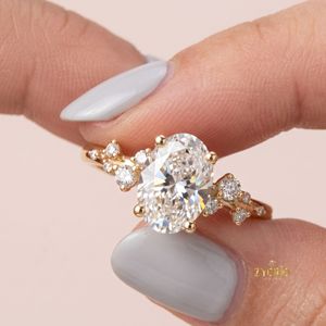Bagues de luxe personnalisées en diamant, argent S925 plaqué or 18 carats, 1 carat CVD HPHT, ovales, cultivées en laboratoire, certifiées IGI, coupe excellente, unisexe - Product Image 3