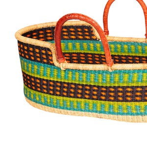 Panier à langer en jonc de mer à rayures aqua, style bohème chic, avec sangle en cuir et panier à langer pour enfant en rotin pratique - Product Image 4