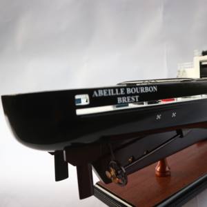ABEILLE BOURBON - Maqueta de Madera Hecha a Mano del Barco Comercial Francés - Product Image 6