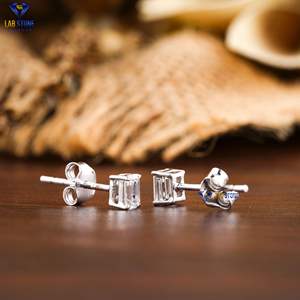 0,40 TDW Emerald Cut Labgrown Diamond Stud Pendientes 18K Chapado en oro blanco HPHT/CVD Joyería 14K Oro Material principal Chapado en oro - Product Image 4