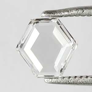 Diamante cultivado en laboratorio con corte hexagonal de 0.50 quilates, certificado por IGI, para la fabricación de joyas, piedras sueltas con corte elegante a precio de mayorista. - Product Image 5