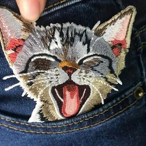 Patch brodé 3D coloré écologique, logo thermocollant ou à coudre pour vêtements, chapeaux, sacs, vestes – Vente en gros, fournisseur d'usine - Product Image 4