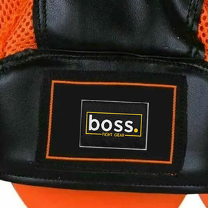 Pad de frappe compact avec forme ergonomique et support de main ferme pour la pratique du fitness et de la boxe - Product Image 6