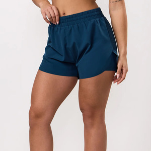 Shorts tissés pour femmes, bleu huile, style 2-en-1, à logo personnalisé OEM, best-seller, anti-humidité, légers, avec taille élastique - Product Image 4