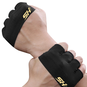 Guantes de gimnasio de calidad premium con ajuste a los dedos, tela transpirable y que absorbe la humedad para un ajuste cómodo durante los entrenamientos al aire libre. - Product Image 1