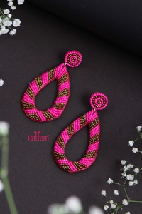 Boucles d'oreilles créoles rondes en résine, créatives, torsadées, grandes et exagérées - Product Image 5