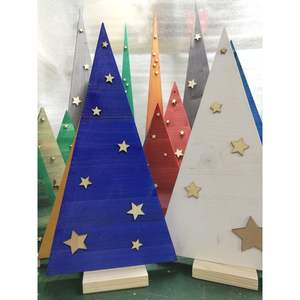 Sapin de Noël élégant en MDF et en bois, l'accent parfait pour la maison pendant la saison festive - Product Image 1