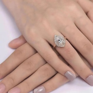 Anillo de compromiso de moissanita talla pera con doble halo único, anillo de boda con halo de diamantes baguette y diseño de estrella, anillos para mujer, aniversario. - Product Image 5