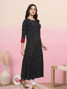 Kurta Anarkali noire en coton imprimé pour femme, col rond, manches trois-quarts, conçue pour un usage décontracté et festif ethnique mondial - Product Image 3