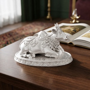 Jaipur Metals - Ídolo de Toro Nandi Chapado en Plata 999 |   Estatua Religiosa Decorativa para el Hogar Hecha a Mano en Latón 100% |   7x4x4 cm |   85g |   Regalo para Pooja - Product Image 4