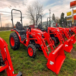 Tracteur Kubota LX4020 pour des opérations agricoles productives avec des fonctionnalités pratiques et des options d'équipement flexibles pour une utilisation quotidienne - Product Image 4