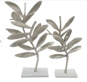 Décoration de table moderne en aluminium moulé, feuille de designer haut de gamme plaquée or, pièce maîtresse pour la décoration intérieure, accents décoratifs - Product Image 2
