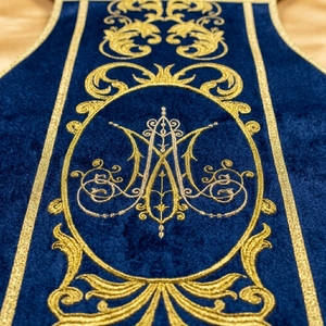 Casulla Romana de Terciopelo Azul Rey de Lujo, Bordada a Mano con Hilos de Oro, Vestimenta Eclesiástica Católica para Sacerdote, Conjunto de Túnica para Misa Mariana - Product Image 6