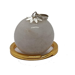 Colgante de cristal natural, jade blanco y colgante de bola natural King, colgante de moda grabado, amuleto de cristal de Gujarat - Product Image 4