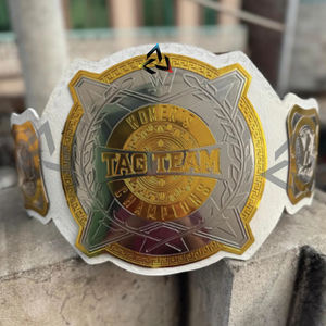 Cinturón de Campeonato Personalizado W-W-E para Equipos Femeninos, 2 mm, Latón, Talla Adulto - Placas Metálicas Chapadas en Oro y Correa de Cuero - Product Image 2