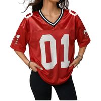 Maillot de football américain rouge vif à col en V avec bordure contrastante en tissu mesh respirant pour l'entraînement sportif et la mode streetwear