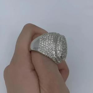 Anillo de compromiso y boda de plata de ley 925 con moissanita de corte redondo y diamantes en racimo para hombre, estilo hip hop, regalos, joyería Iced Out - Product Image 4