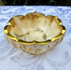 ชามเรซิ่นทรงดอกไม้สำหรับใส่สลัดและขนม ชิ้นงานตกแต่งสุดหรู - Product Image 3