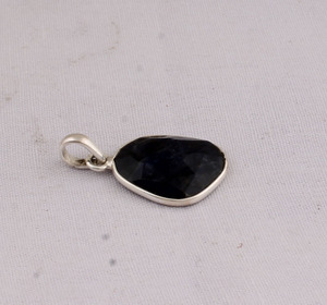 Pendentif en argent sterling 925 avec labradorite sertie clos, fait main, en argent massif, style vintage, pour anniversaire, vente en gros - Product Image 3
