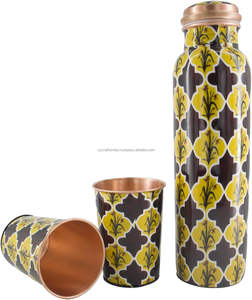 Botella de Agua de Cobre Puro de la Mejor Calidad, Revestimiento Anticorrosión, Bellamente Grabada, Beneficios Ayurvédicos Tradicionales, Gran Capacidad - Product Image 4