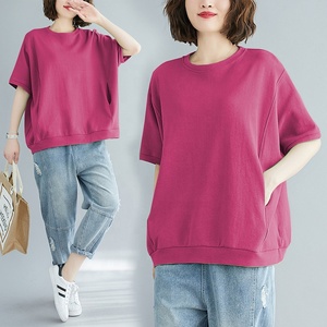 เสื้อยืดคอกลมแขนสั้นสีพื้นทรงหลวมสำหรับผู้หญิง สีเขียว ผ้าฝ้าย เสื้อลำลองสำหรับฤดูร้อน - Product Image 4