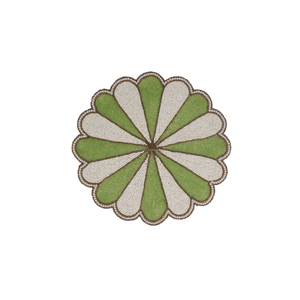 Set de table perlé vert et blanc |   Set de table rond en perles de verre florales faites à la main pour la salle à manger, les mariages, les fêtes, la cuisine, la décoration de la maison, cadeau de table - Product Image 3